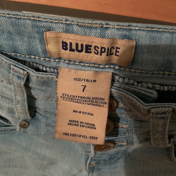 Girls Blue Spice jeans - Picture 3 of 3